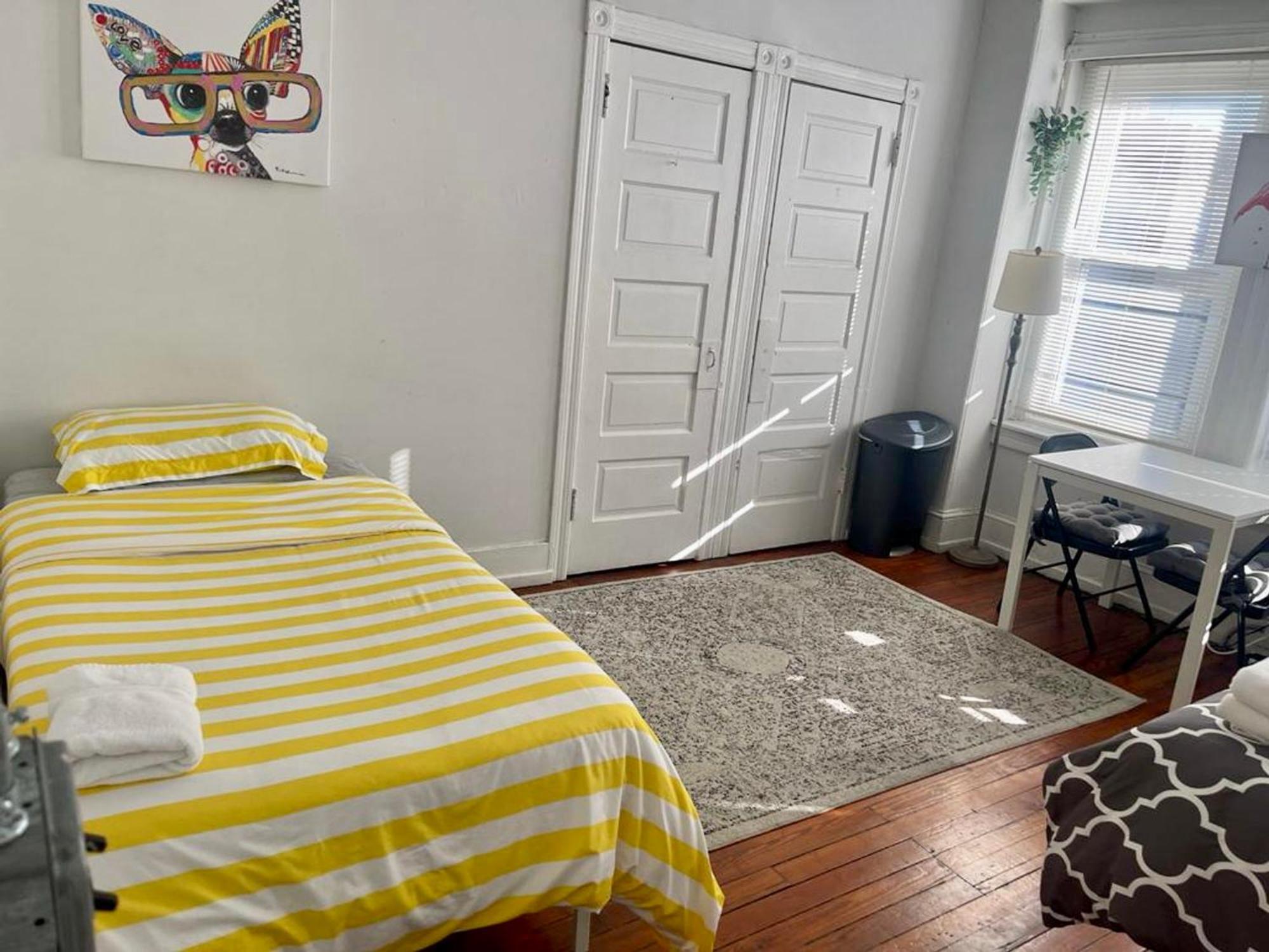 Legacy - Spring Garden University City Philadelphia Room photo
